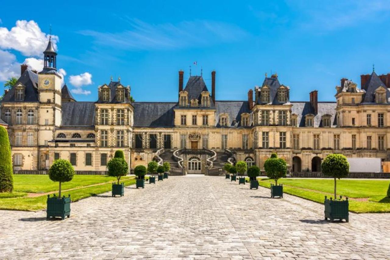 Appart'Hotel -Le Bellifontain フォンテーヌブロー エクステリア 写真